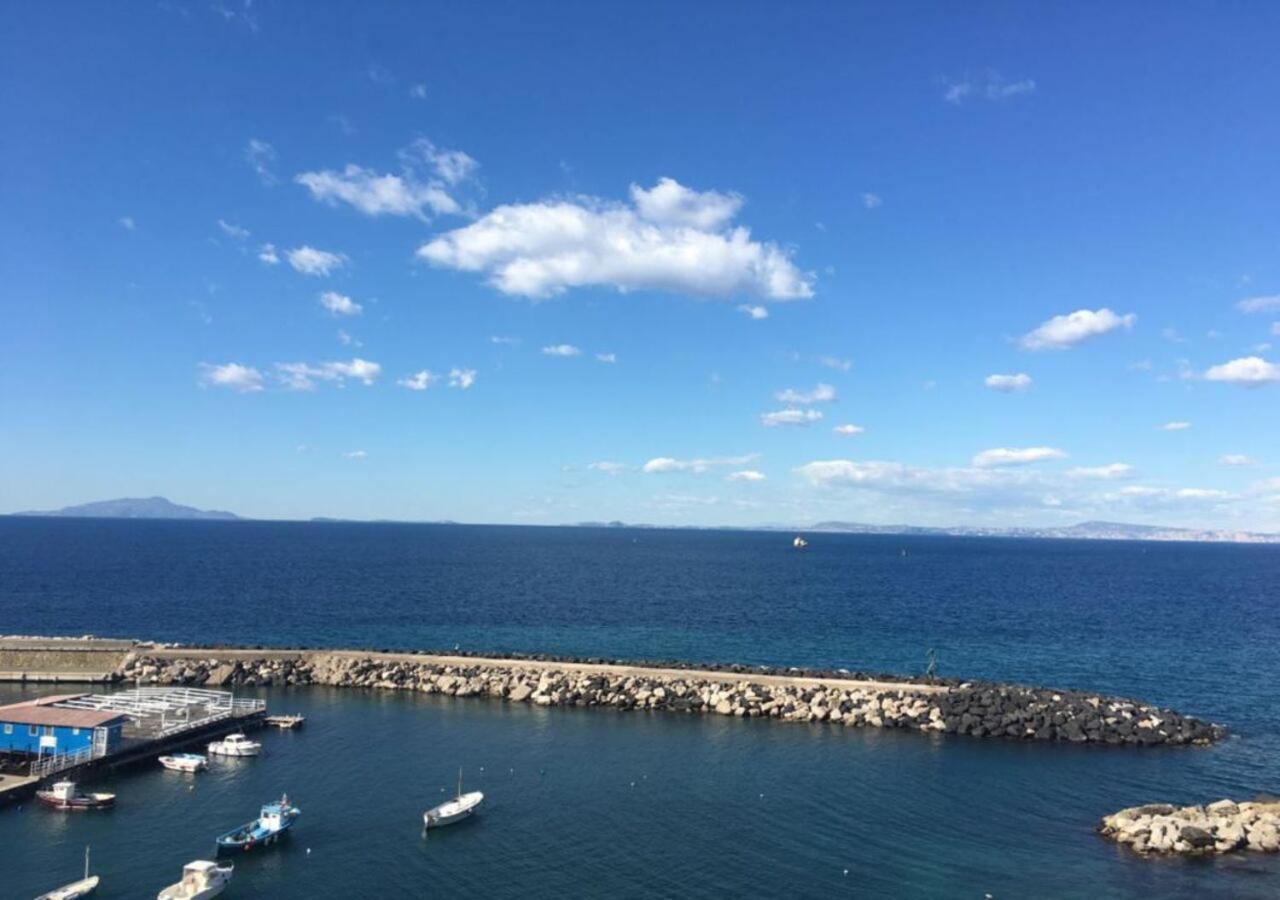 Апартаменты Relais Del Mare Con Terrazza Fronte Mare Free Parking Масса-Лубренсе Экстерьер фото
