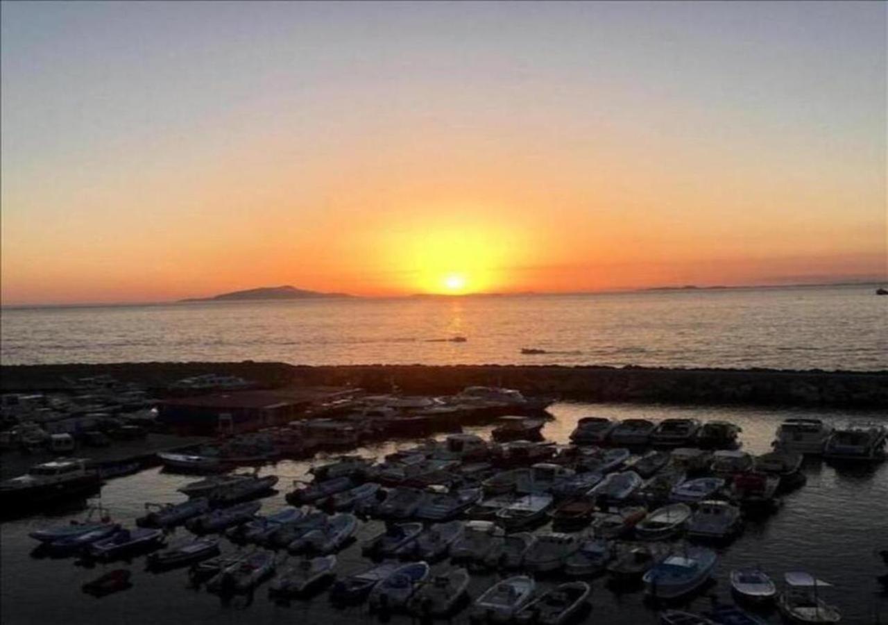 Апартаменты Relais Del Mare Con Terrazza Fronte Mare Free Parking Масса-Лубренсе Экстерьер фото