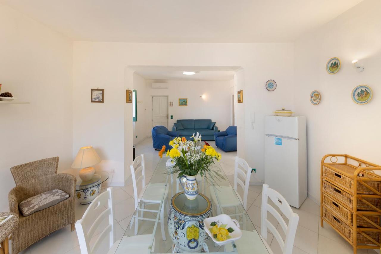 Апартаменты Relais Del Mare Con Terrazza Fronte Mare Free Parking Масса-Лубренсе Экстерьер фото