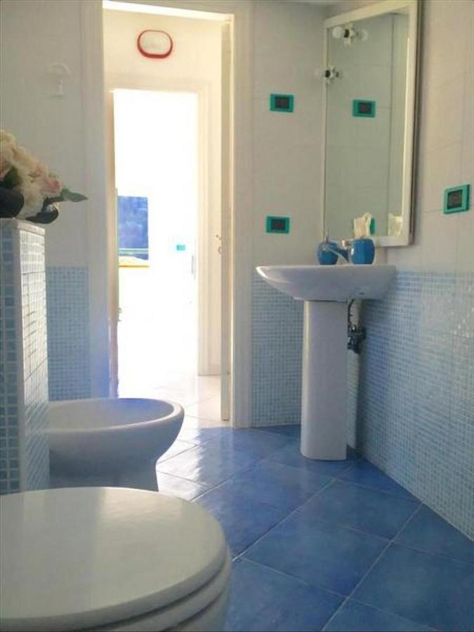 Апартаменты Relais Del Mare Con Terrazza Fronte Mare Free Parking Масса-Лубренсе Экстерьер фото